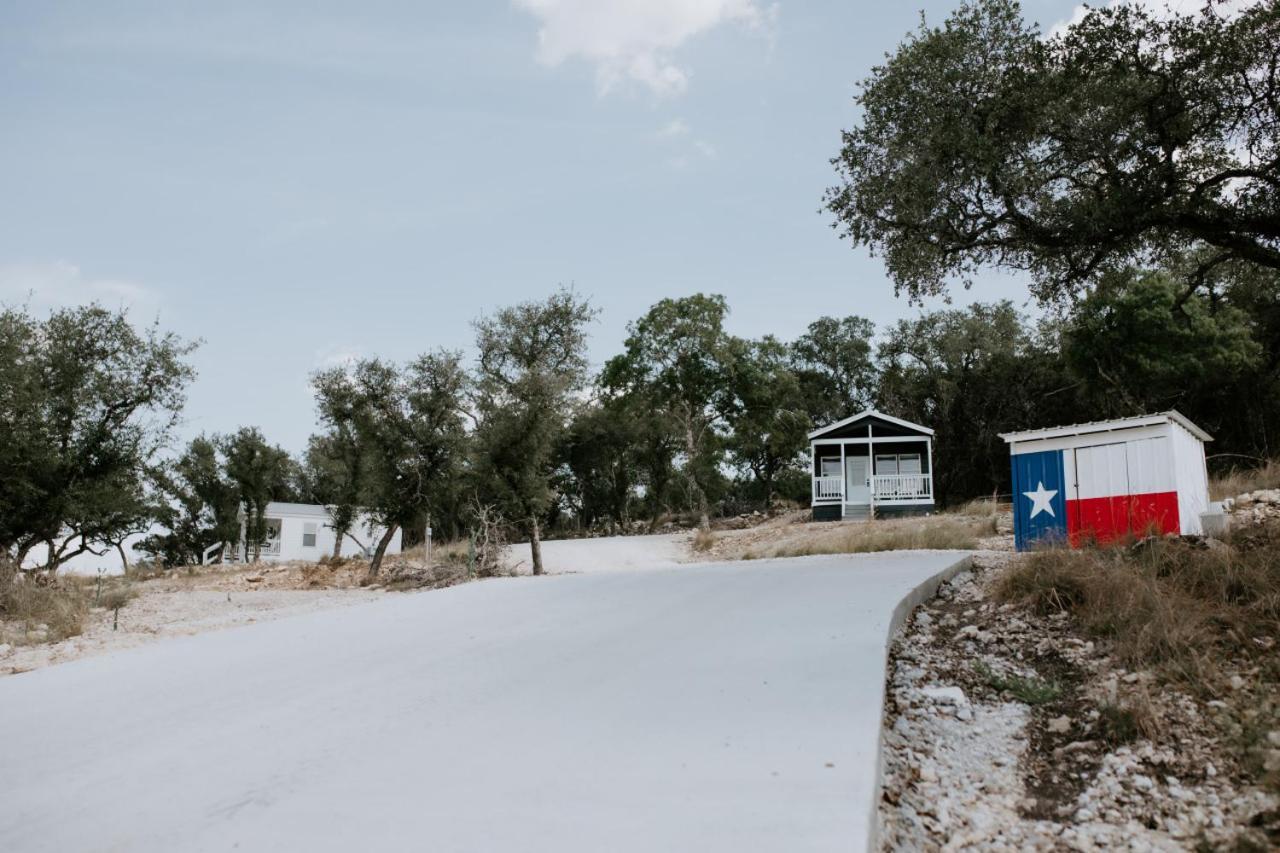 فيلا The Perch- Texas Tiny Haus With Amazing Views Spring Branch المظهر الخارجي الصورة