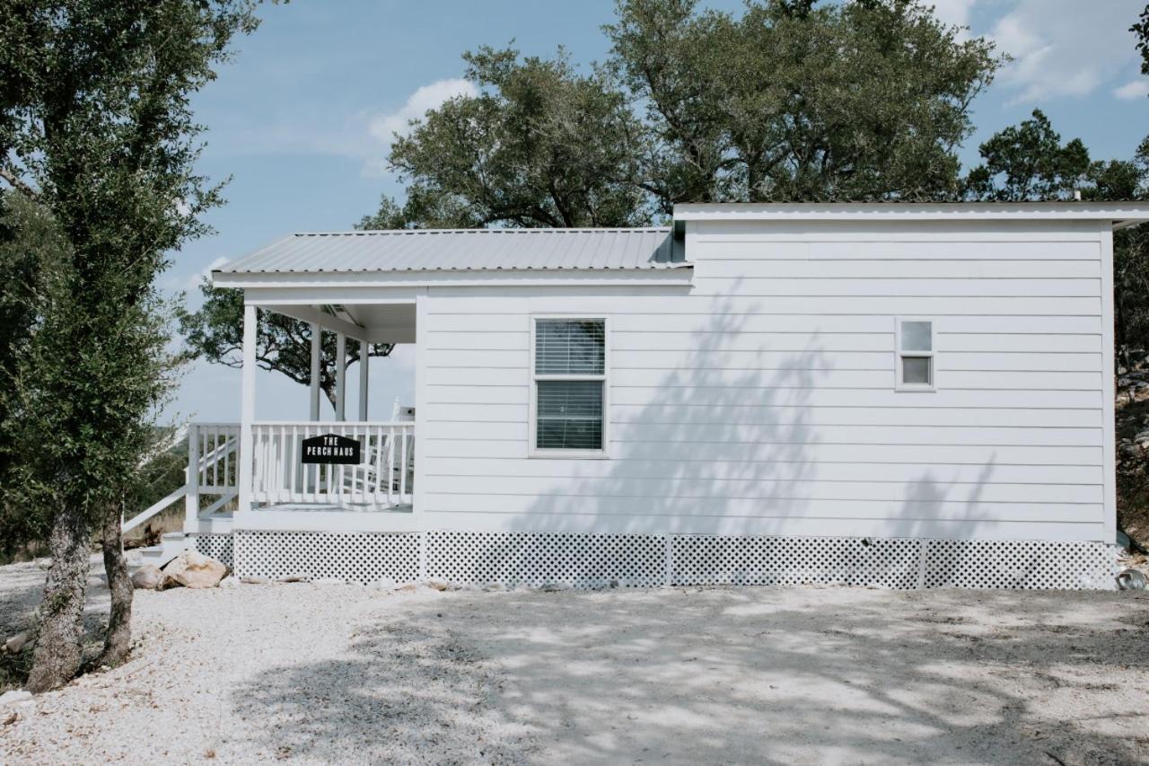 فيلا The Perch- Texas Tiny Haus With Amazing Views Spring Branch المظهر الخارجي الصورة
