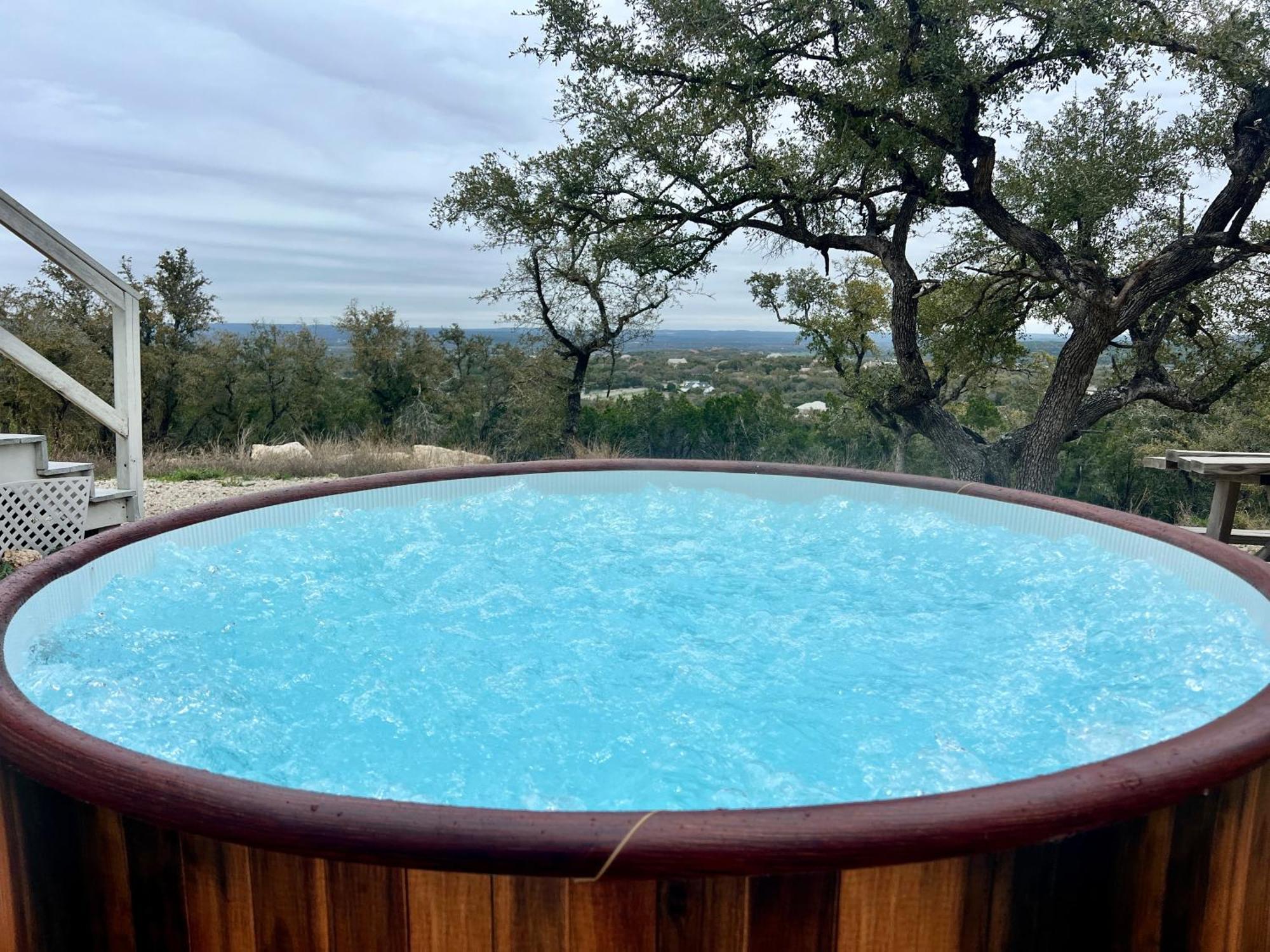 فيلا The Perch- Texas Tiny Haus With Amazing Views Spring Branch المظهر الخارجي الصورة